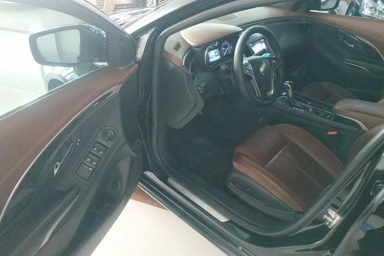 Used Buick LaCrosse 2013 2.4L SIDI Elite Comfort Version