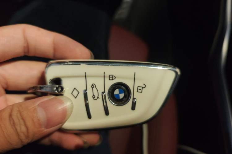 Used BMW i3 2022 eDrive 35 L Vehicle Key
