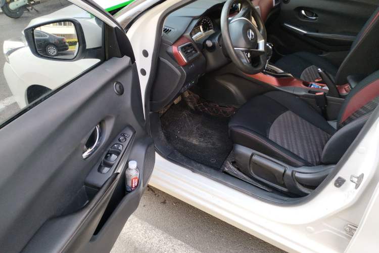 Used Nissan Lannia 2016 1.6L CVT Smart Cool Edition