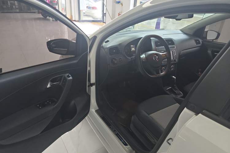 Used Volkswagen Polo 2018 1.5L Automatic Advanced Driving Model Driver Seat