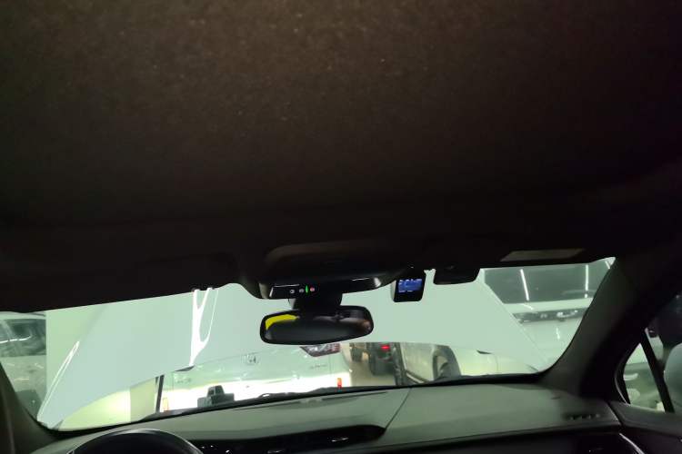 Used Cadillac XT5 2021 28T Luxury Model
