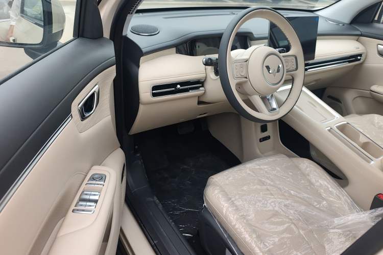 Used Wuling Bingo S 2025 Model 325km Deluxe Edition Driver Seat