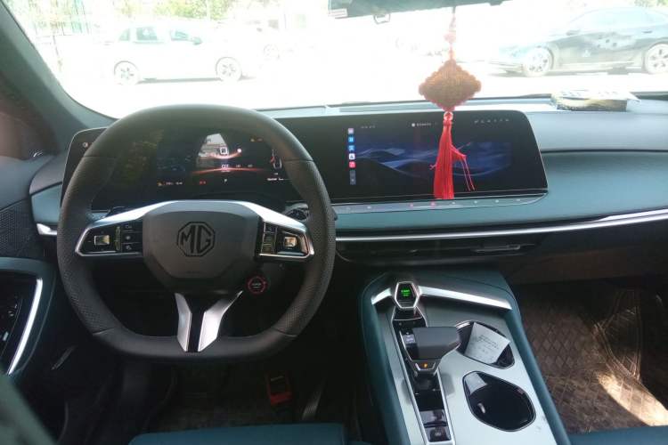 Used MG 7 2025 1.5T 300 DCT Elegant Edition
