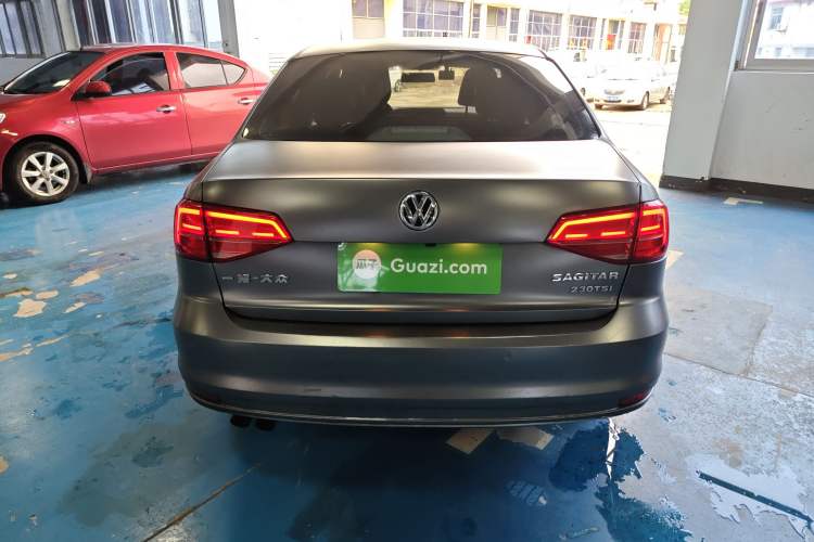 Used Volkswagen Sagitar 2017 230TSI Automatic Comfort Version