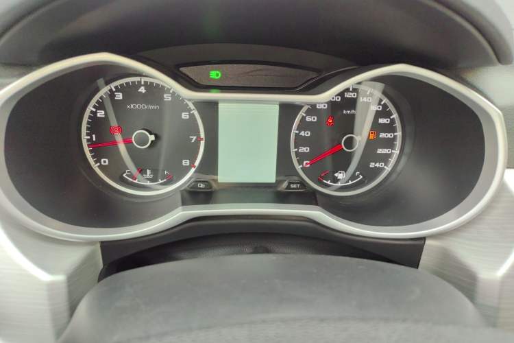 Used Geely Auto Emgrand X7 Sport 2018 1.8TD Automatic Two-Wheel Drive Zhiya Model