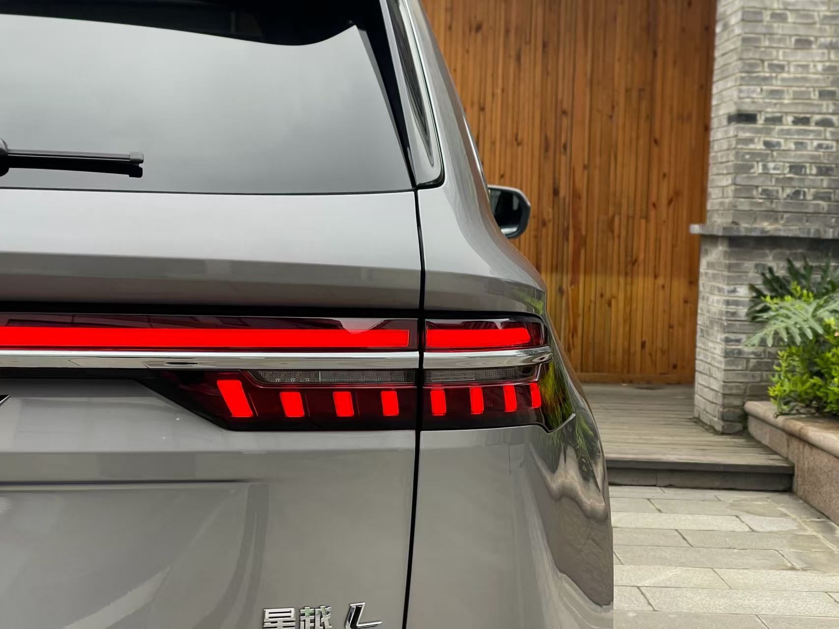 Geely Auto Monjaro L 2024 2.0TD High-Power Automatic Two-Wheel Drive Skyline Edition — снимка 9