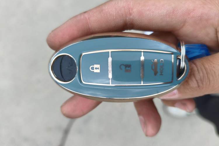 Used Infiniti Q50L 2016 2.0T Comfort Edition Vehicle Key