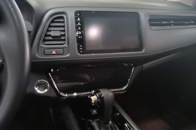 Used Honda Vezel 2019 220 TURBO CVT Luxury Edition China VI
