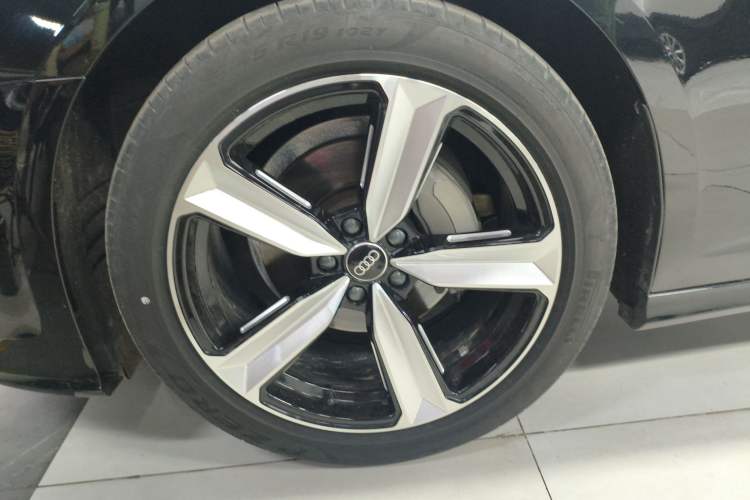 Used Audi A6L 2023 Revised 40 TFSI Luxury Dynamic Edition
