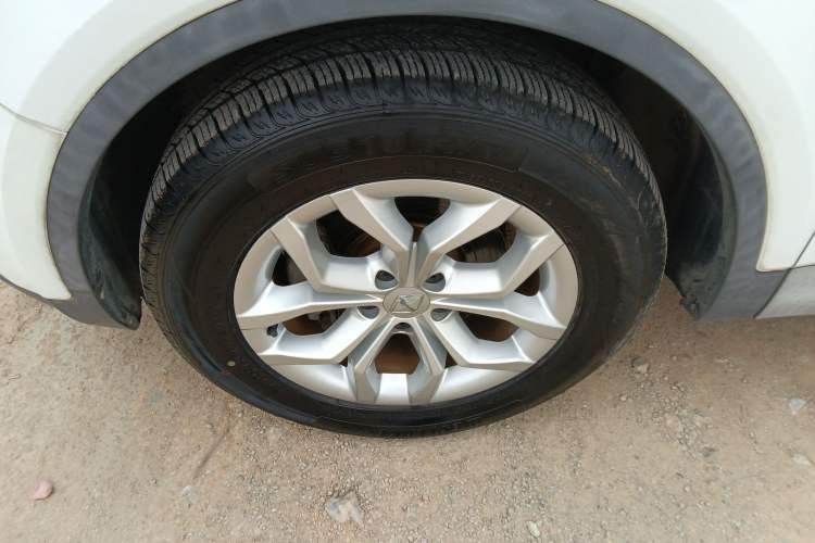 Used BORGWARD BX5 2017 20TGDI Automatic Two-Wheel Drive New Edition Left Front Wheel Hub