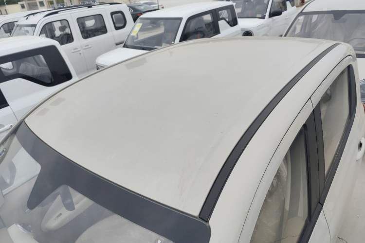 Used Wuling Hongguang MINIEV 2025 Four-Door Version Advanced Edition Roof