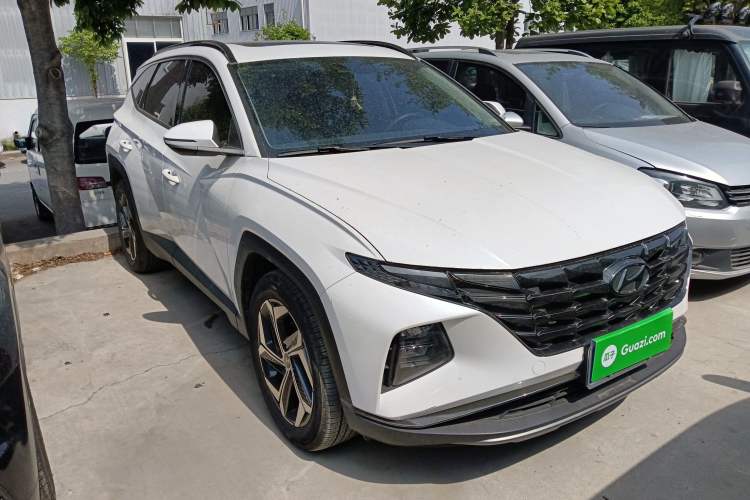 Used Hyundai Tucson 2023 Tucson L 1.5T Automatic Two-Wheel Drive DLX Luxury Edition Front Right 45 Deg