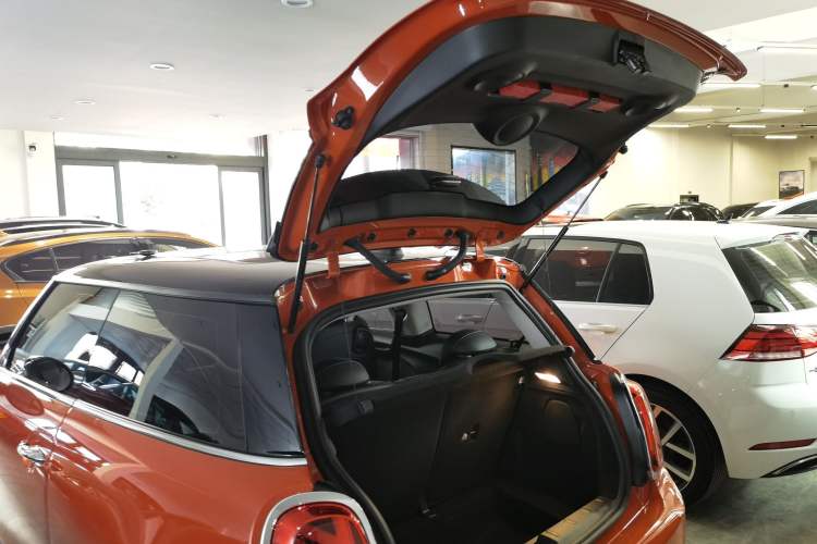 Used MINI 2020 1.5T COOPER Classic Edition
