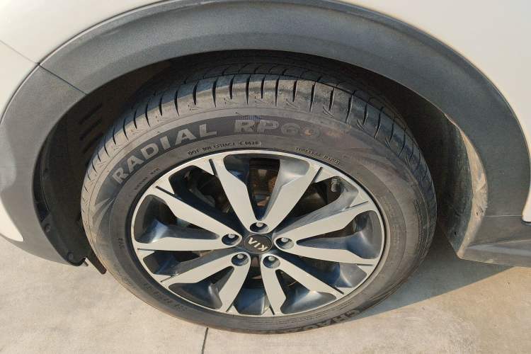 Used Kia KX5 2017 1.6T Automatic Two-Wheel Drive 15th Anniversary Special Edition DLX
