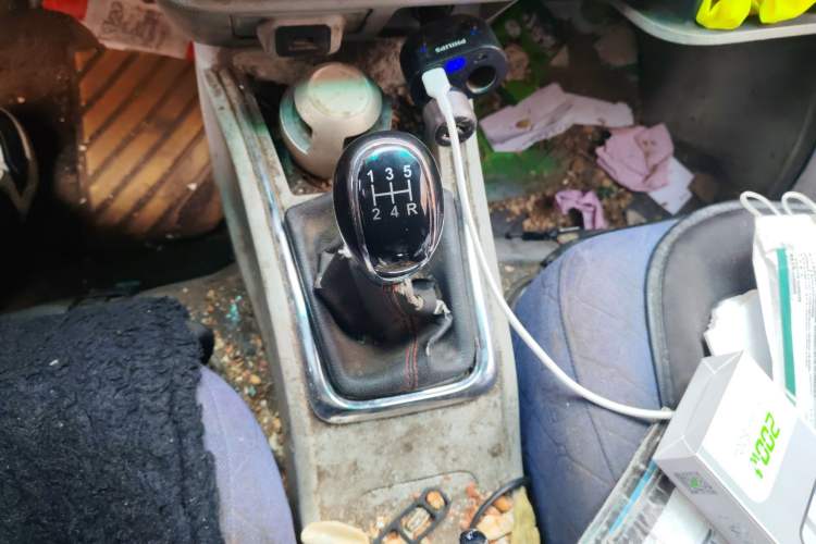 Used Jinbei New Hiace S 2018 1.5L Wealth Edition Van DLCG14
