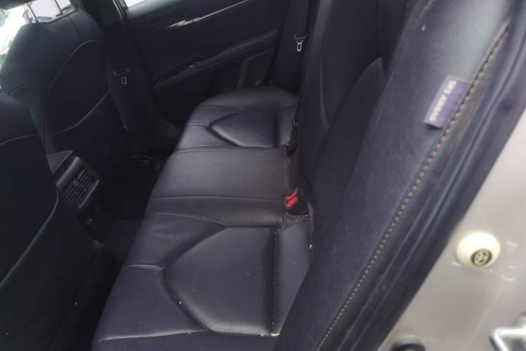 Used Toyota Camry 2019 2.5G Luxury Edition China VI Standard Left Rear Seat