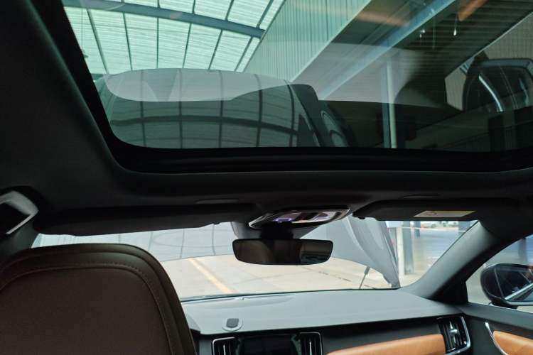 Used Volvo S90 2024 B5 Zhiyi Luxury Edition
