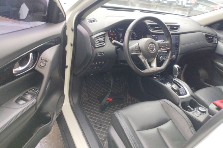 Used Nissan X-Trail 2019 2.5L CVT Smart Connect Luxury Edition 4WD Driver Seat