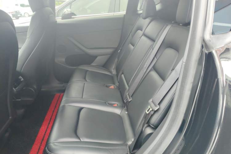 Used Tesla Model Y 2022 Rear-Wheel-Drive Version
