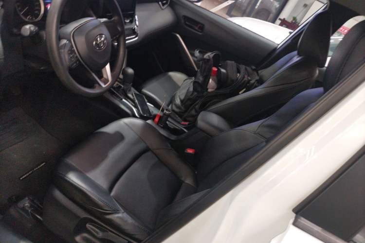 Used Toyota FRONTLANDER 2022 2.0L CVT Elite Edition Left Front Seat