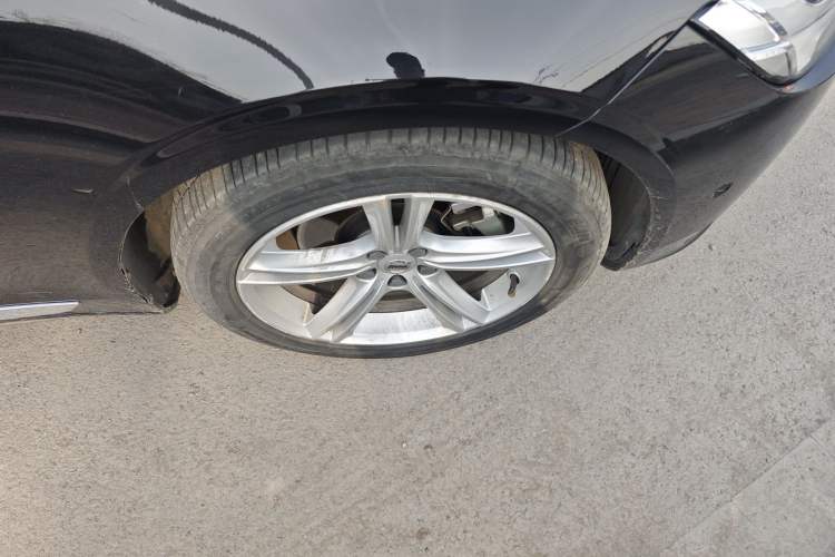 Used Volvo S90 2019 T5 Zhiyuan Edition
