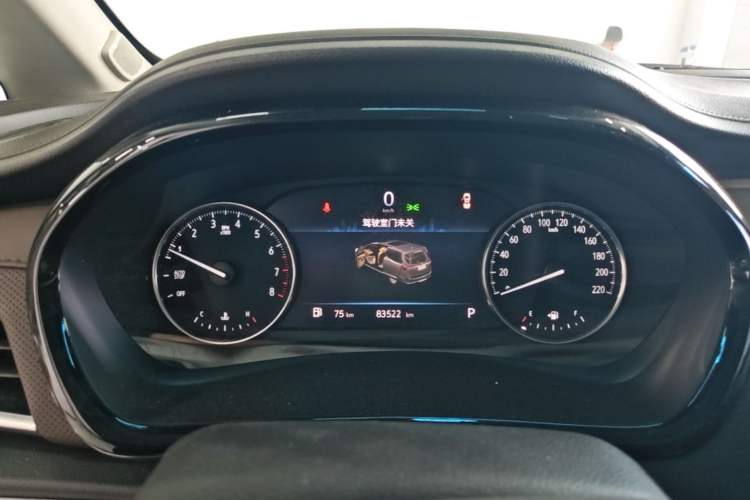 Used Buick GL8 2022 Land Cruiser Executive Class 652T Comfort Model