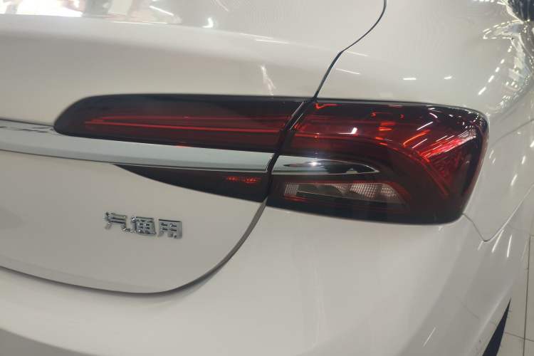 Used Buick LaCrosse 2019 28T Prestige Model
