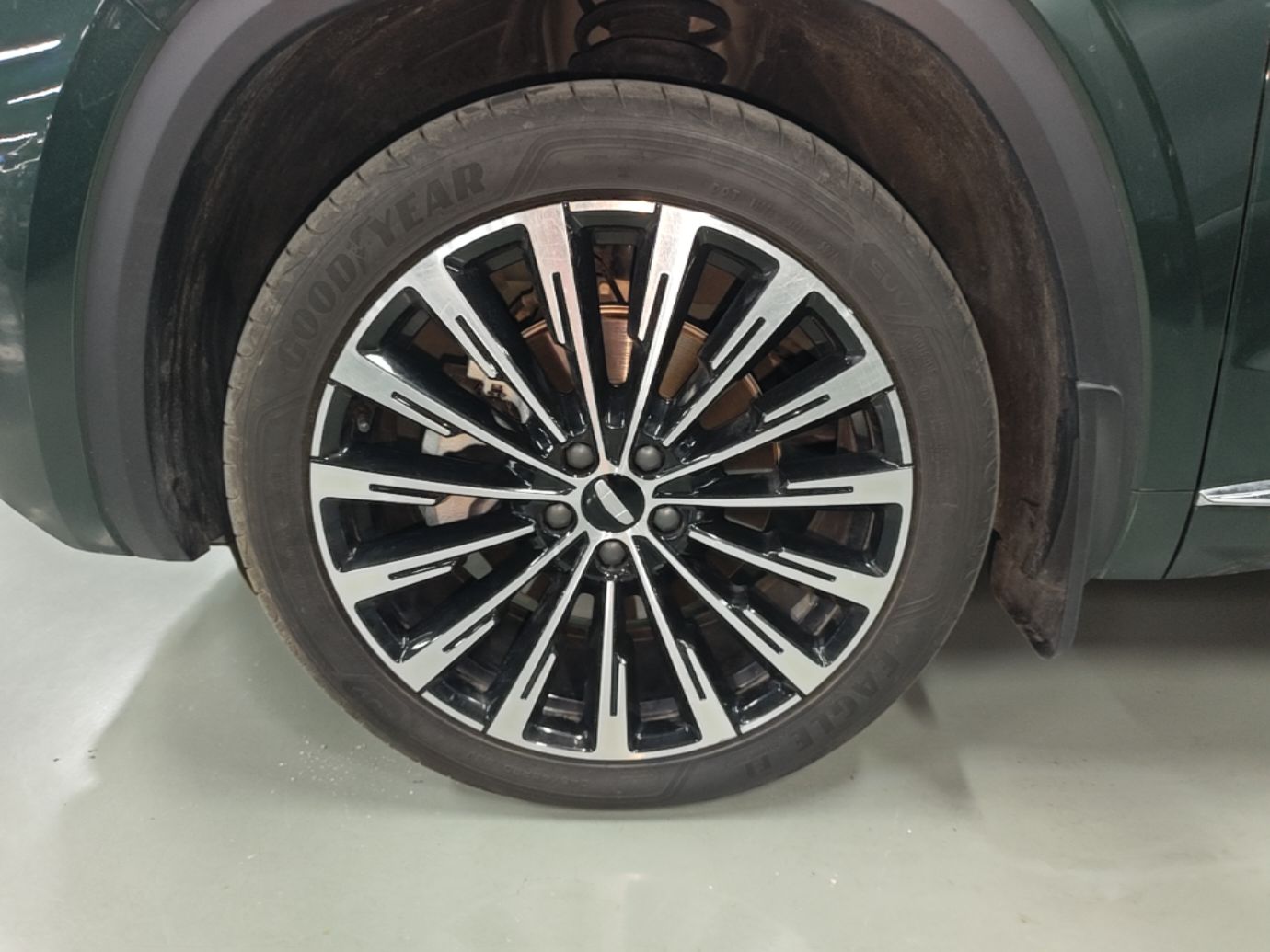 Geely Auto Monjaro L 2025 Dongfang Yao 2.0TD Automatic Lanxing Edition — снимка 10