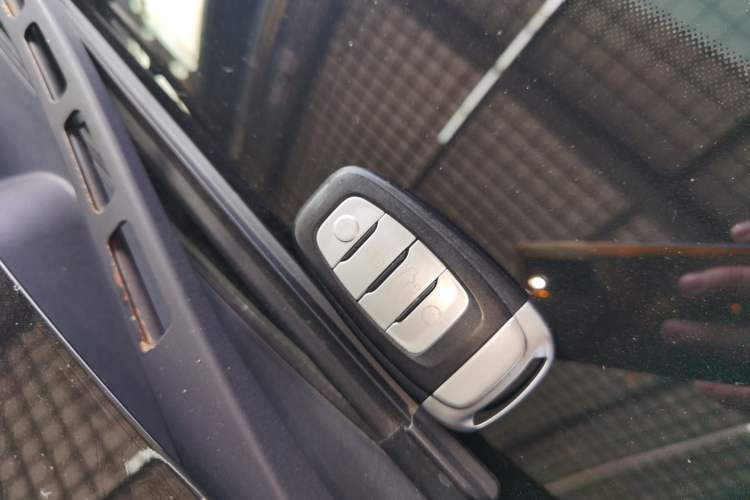 Used Hongqi H9 2020 2.0T Smart Connect Flagship Edition Interior 1