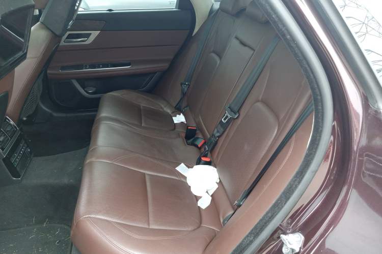 Used Jaguar XFL 2017 XFL 2.0T 200PS Luxury Edition Left Rear Seat