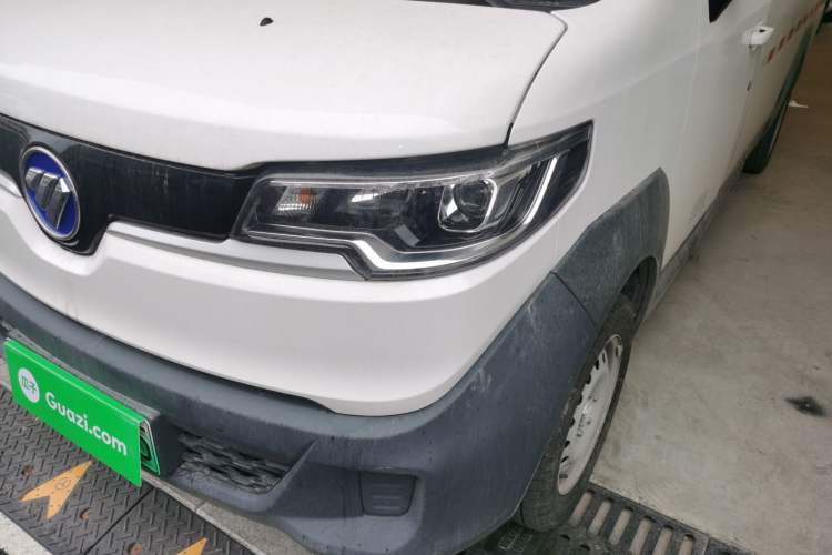 Used Foton Intelligent Blue Elf E7 2024 All-Electric Van Flat Roof 2 Seats EVE Energy 41.86 kWh