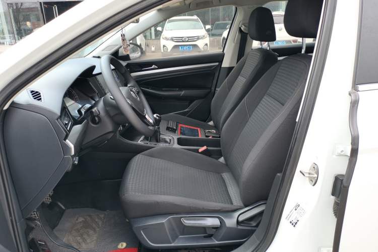 Used Volkswagen Bora 2019 1.5L Manual Fashion Edition Left Front Seat