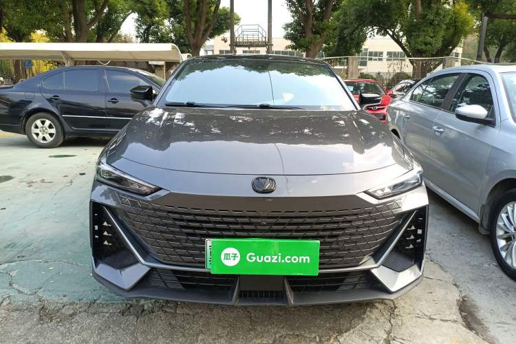 Used Changan UNI-V iDD 2023 ZhiDian iDD 1.5T 113km ZhiKu Model