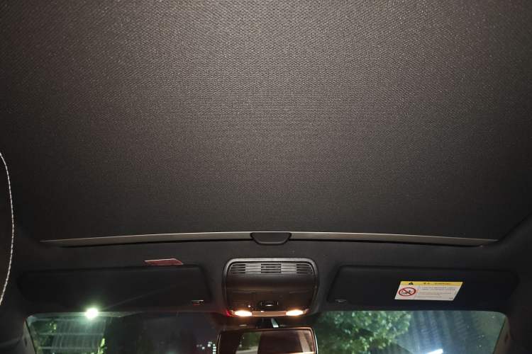 Used Volkswagen FAW-Volkswagen CC 2015 1.8TSI Luxury Model
