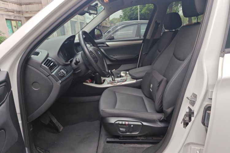 Used BMW X3 2016 sDrive20i
