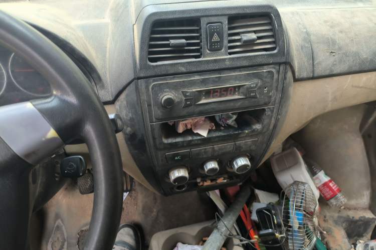 Used Dongfeng Xiaokang C37 2015 1.5L Standard II DK15-06
