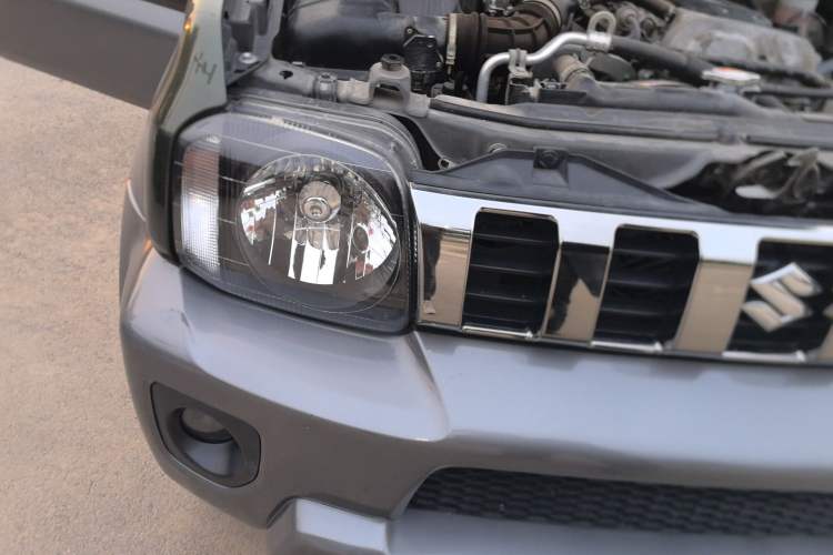 Used Suzuki Jimny 2015 1.3 AT Mode3 Navigation Edition
