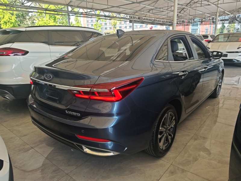 Used Ford Escort 2021 1.5L Automatic Diamond Edition — 6