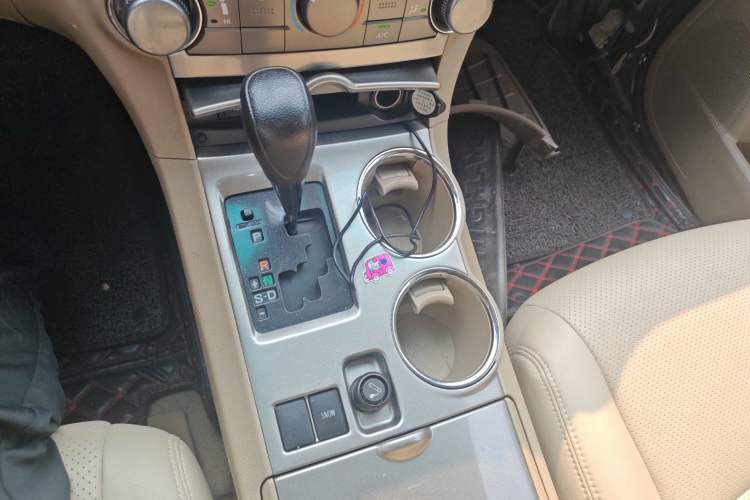 Used Toyota Highlander 2012 2.7L 2WD 5-Seater Elite Edition Gear Lever