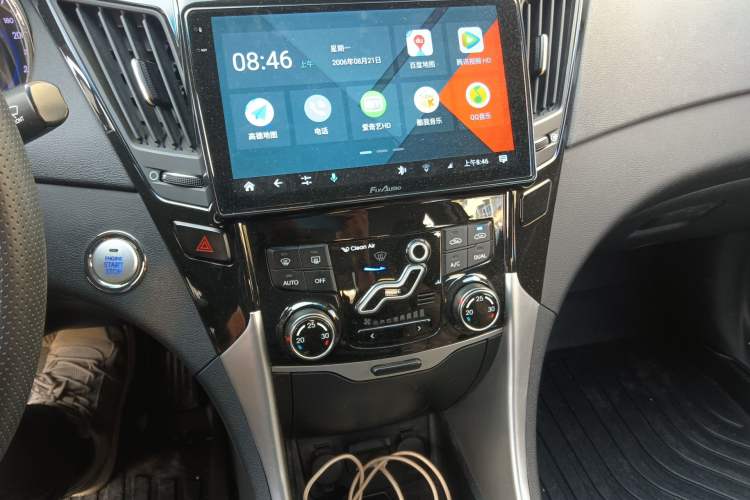 Used Hyundai Sonata 2013 2.0L Automatic Luxury Edition
