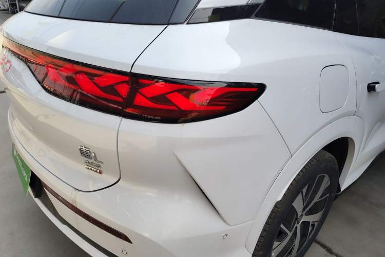 Used BYD Tang L 2025 DM 200KM Four-Wheel Drive LiDAR Flagship Model
