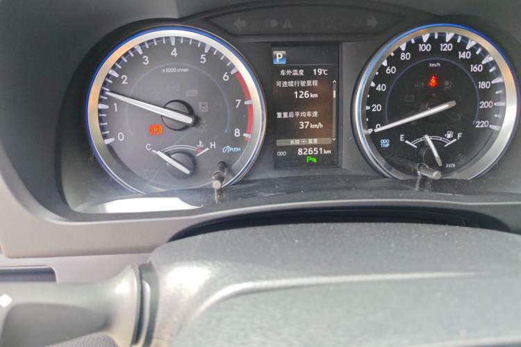 Used Toyota Highlander 2021 2.0T Four-Wheel Drive Prestige Version 7 Seats Odometer Close Up