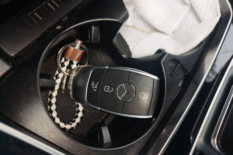 Used Mercedes-Benz GLC 2021 GLC 260 L 4MATIC Dynamic Edition
