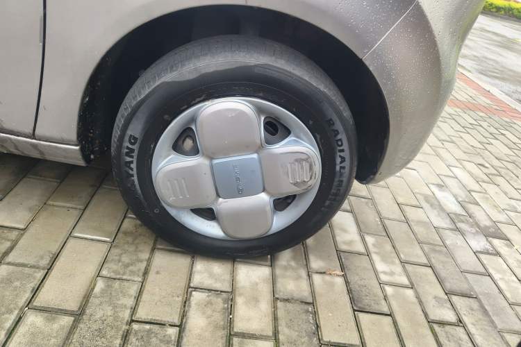 Used Geely Galaxy Panda 2023 Panda Mini 200km Endurance Bear
