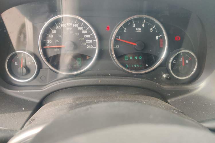 Used Jeep Compass 2012 2.4L Four-Wheel Drive Urban Edition
