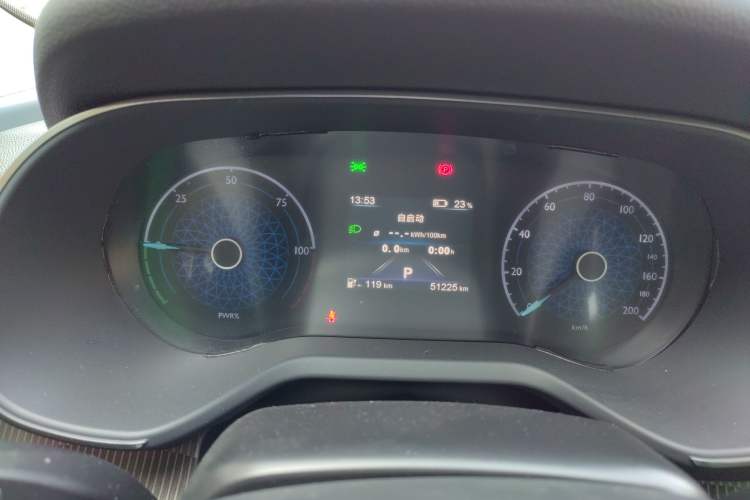 Used Hongqi E-QM5 2022 431 km Charge & Enjoy Edition Instrument Cluster