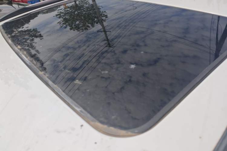 Used Buick Encore 2015 1.4T Automatic Two-Wheel Drive Urban Leading Model Roof