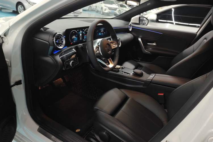 Used Mercedes-Benz A-Class 2022 Restyled A 200 L Sport Sedan Fashion Version