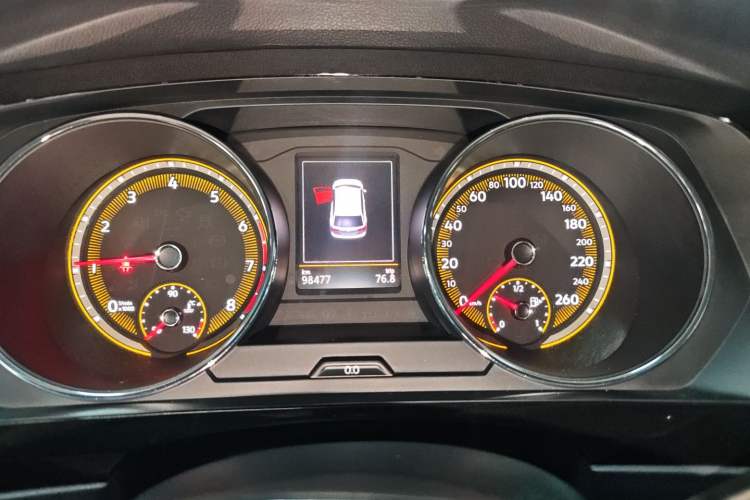 Used Volkswagen Tiguan L 2020 330TSI Automatic Two-Wheel Drive Panoramic Comfort Edition China VI Standard Instrument Cluster