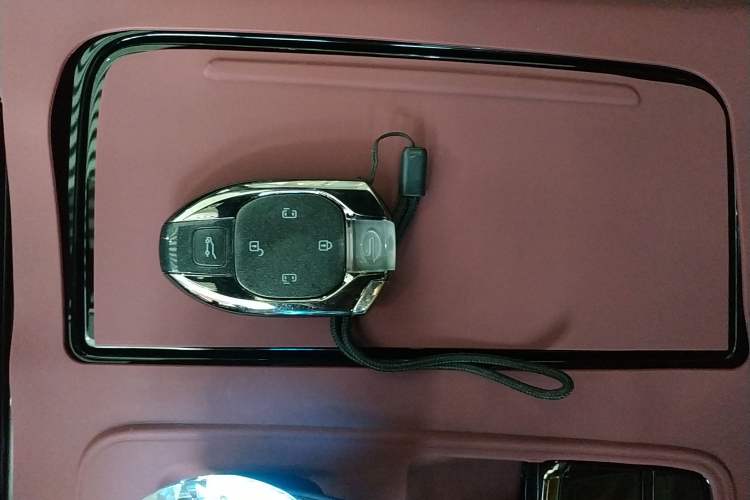 Used GAC Trumpchi M8 2024 Zongshi Series 400T Ultimate Edition Vehicle Key